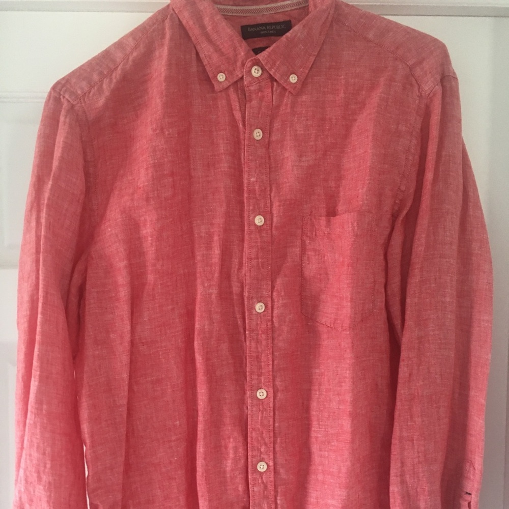 Banana Republic men’s linen shirt